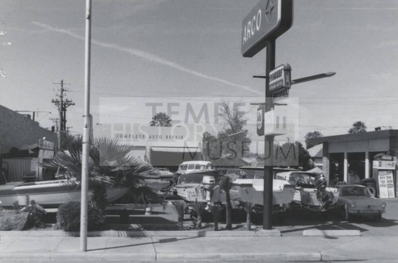 Arco Gasoline Station - 700 South Mill Avenue, Tempe, Arizona