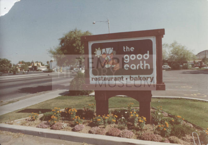 The Good Earth Restaurant and Bakery - 803 South Mill Avenue, Tempe, Arizona