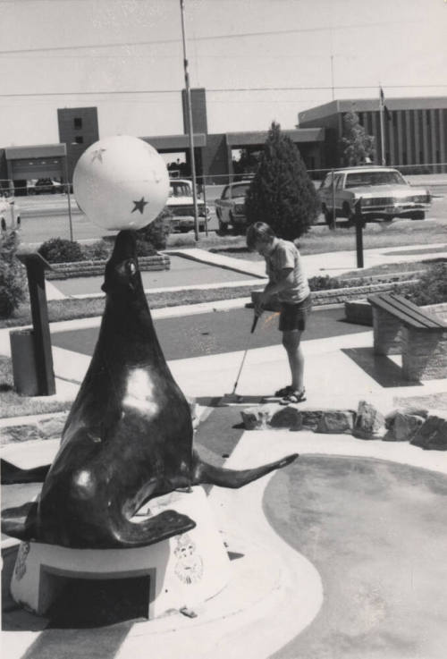 E Tee Miniature Golf, 965 E. University Drive