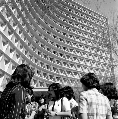 Japanese Students Touring City and ASU