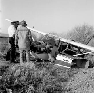 Airplane down in field