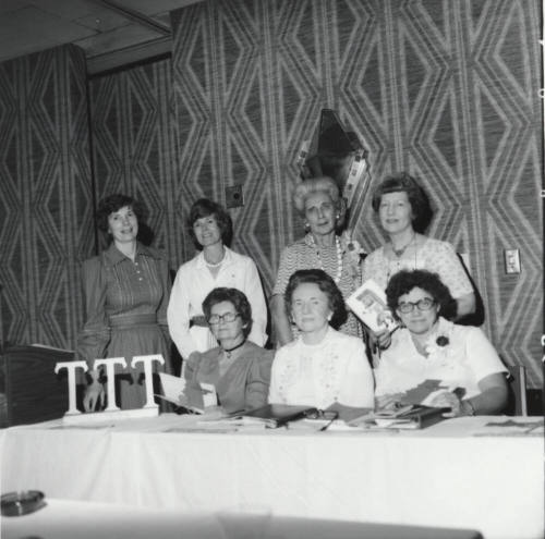 Unidentifed Photograph - 7 Women, TTT