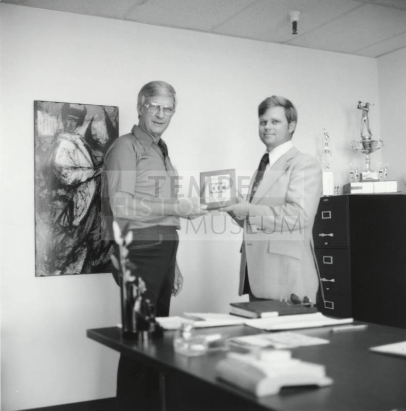 Tempe Chamber of Commerce Enterprising - Tempe Daily News - June 3, 1977