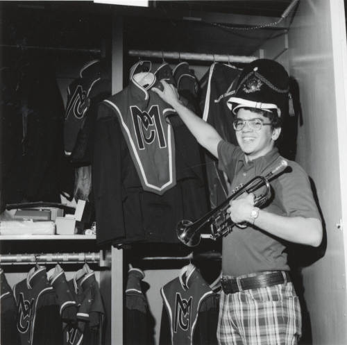Hanging Up For The Last Time - Tempe Daily News - May 11, 1977