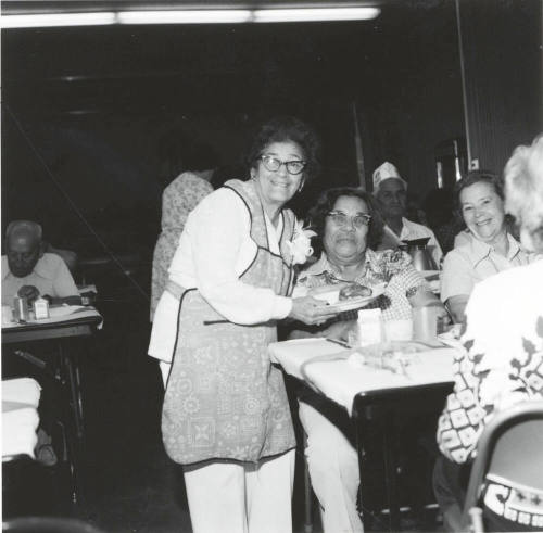 Sharing Lunch - Tempe Daily News - May 21, 1977
