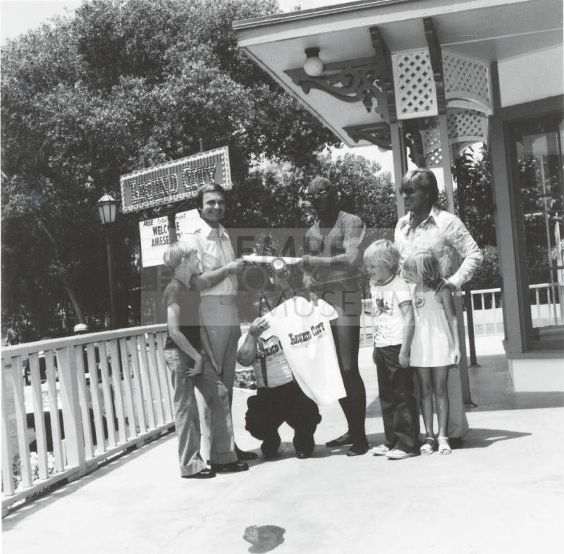 New Crimefighters In Town - Tempe Daily News - May 18, 1977