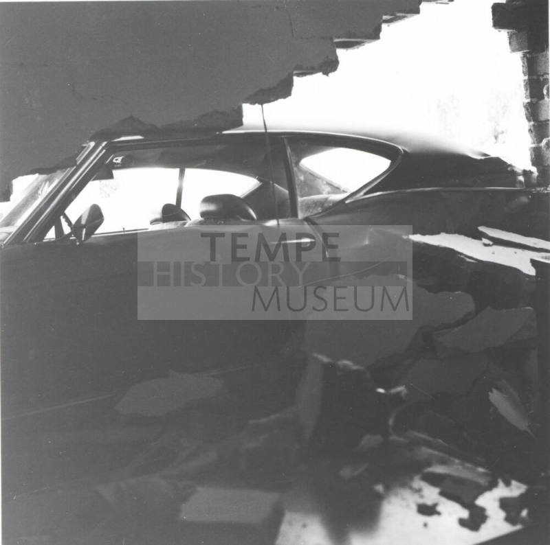 Shadowy Mishap - Tempe Daily News - May 23, 1977
