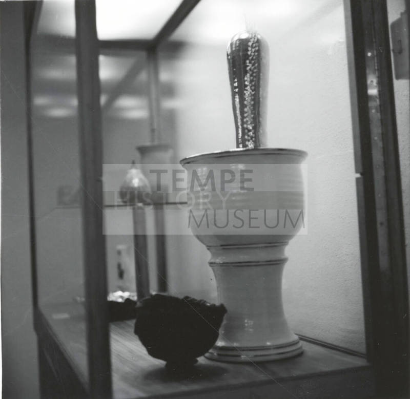 Matthews Gallery Hosts Abstractions Exhibit - Tempe Daily News - May 25, 1977