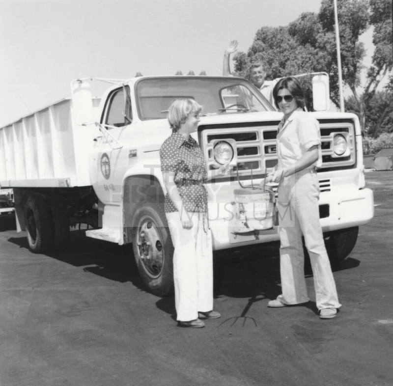 Ready To Roll-Tempe Daily News-June 8, 1977