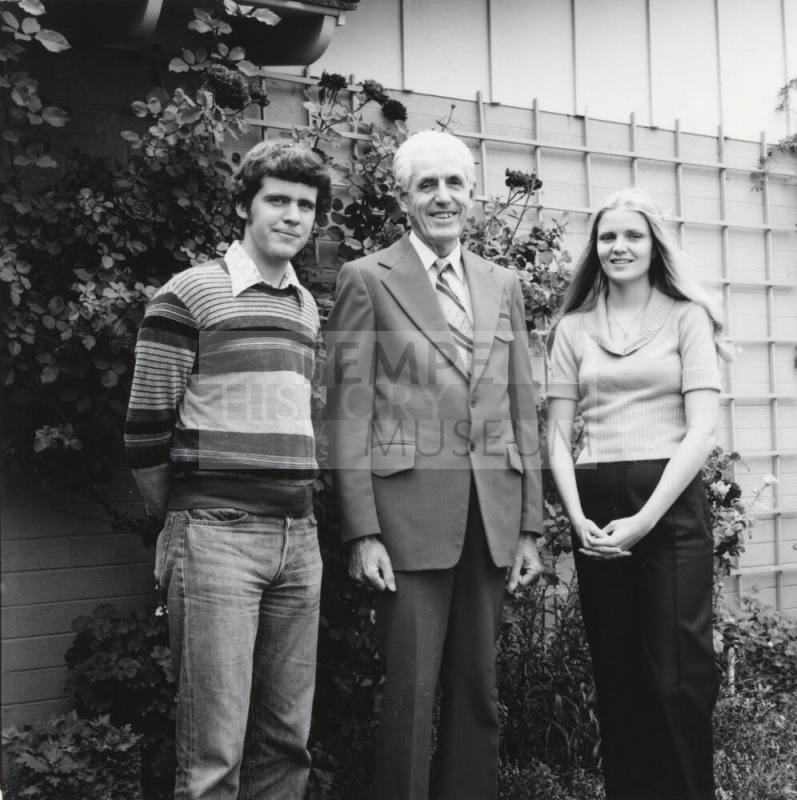Bound For Congress - Tempe Daily News, May 27 1977