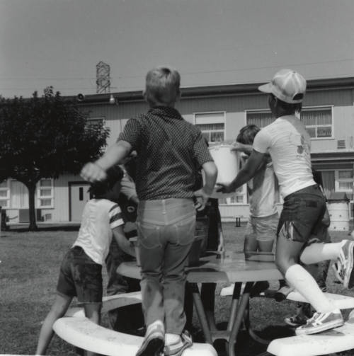 Cooling Off. - Teme Daily News, June 4 1977