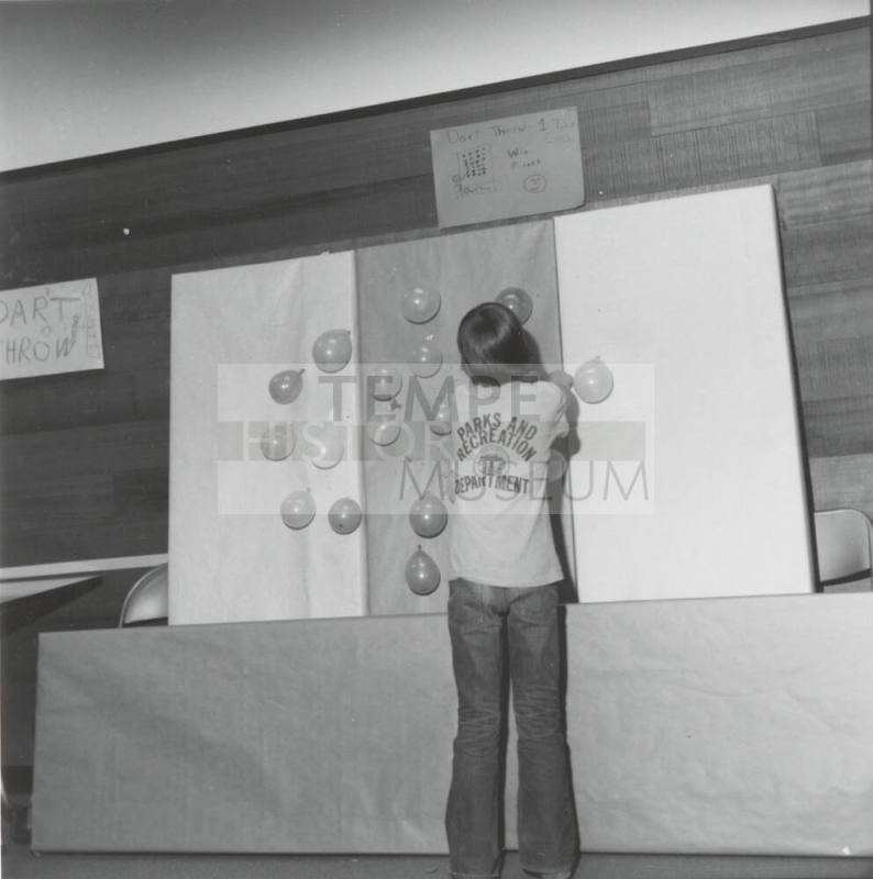 Hold the Darts! - Tempe Daily News, June 17 1977