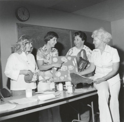 The Belles Tole.  - Tempe Daily News, June 18 1977