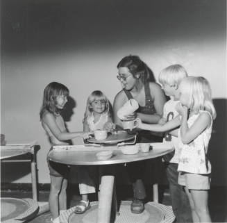 Guess who's getting what for Christmas?  - Tempe Daily News, June 21 1977