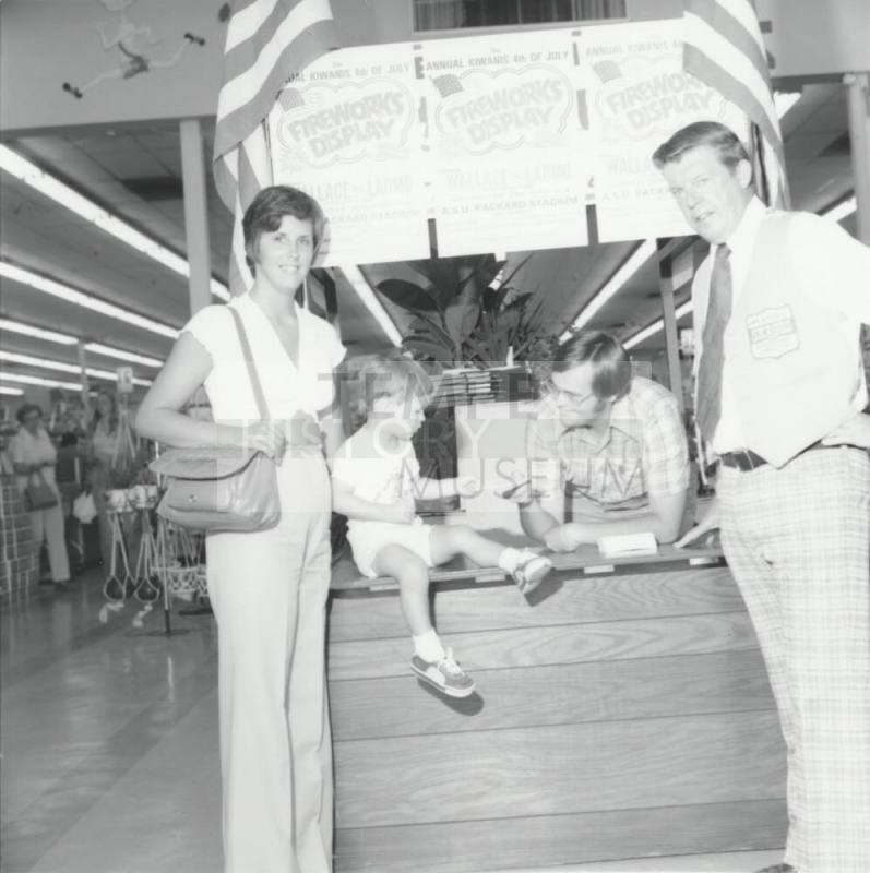 Early Customers.  - Tempe Daily News, June 27 1977