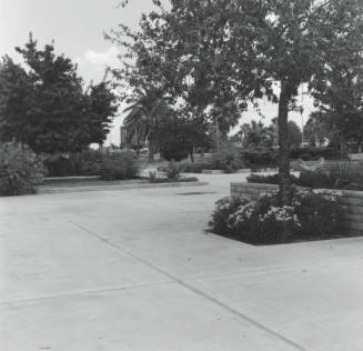 A Place To Pause - Tempe Daily News - July 7, 1977