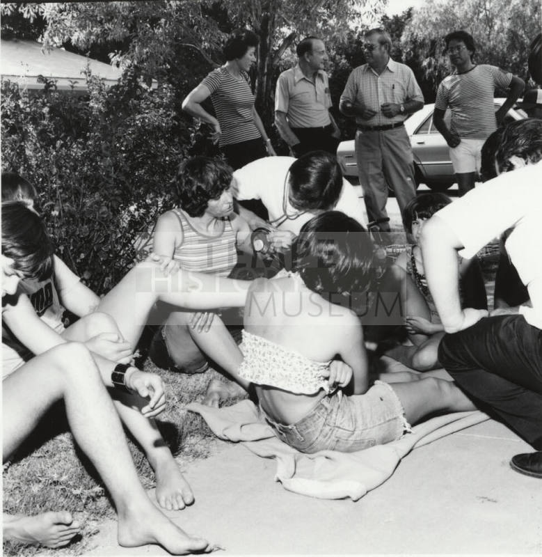 "Drop Right In", "Spoiled Vacation" - Tempe Daily News - July 12, 1977