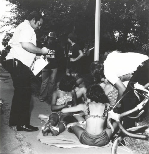 "Drop Right In", "Spoiled Vacation" - Tempe Daily News - July 12, 1977