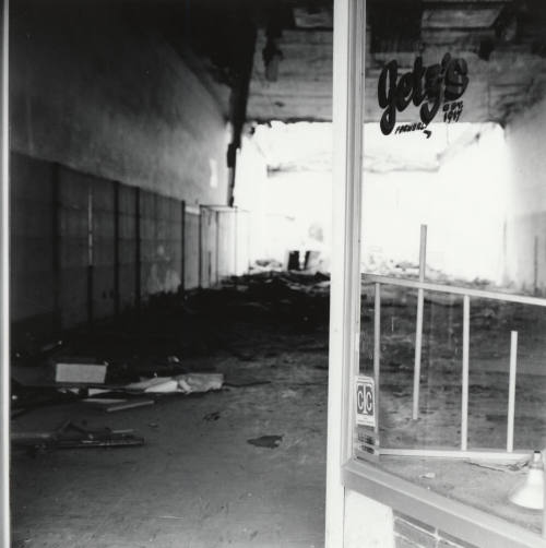 Downtown Delay. - Tempe Daily News, July 22 1977