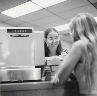 Pre-School Activity At Tempe High Schools - Tempe Daily News - August 3, 1977
