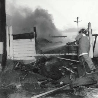 Tire Fire - Tempe Daily News - August 12, 1977 - (1 of 5)