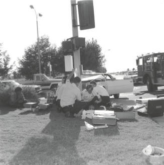 Front End Smashup. - Tempe Daily News, September 6 1977