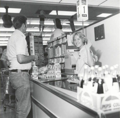 For Some, It's Still A 'Labor' Day. - Tempe Daily News, September 5 1977