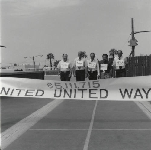 United They Stand. - Tempe Daily News, September 2 1977
