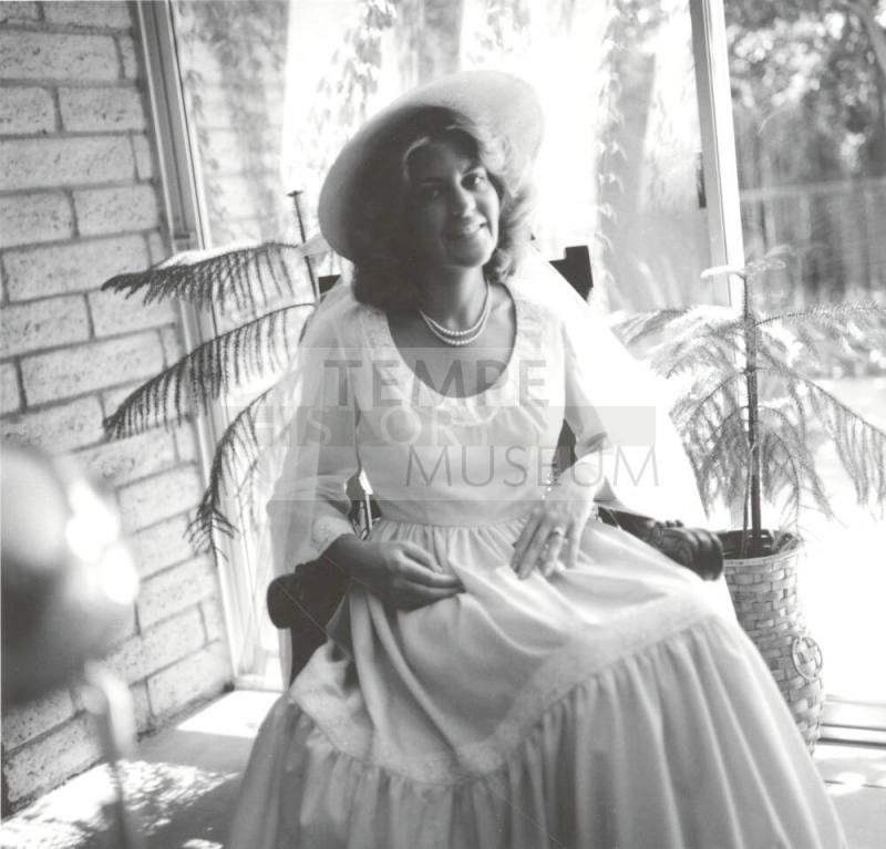 Mrs. John R. Broaddus. - Tempe Daily News, September 8 1977