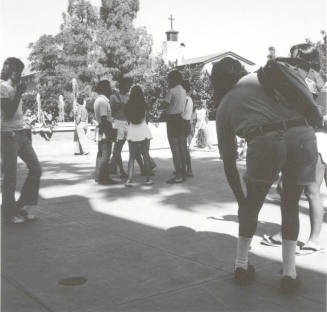They're Back on Campus. - Tempe Daily News, August 30 1977