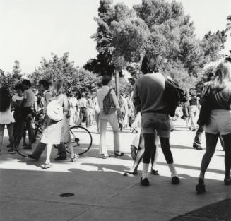 They're Back on Campus. - Tempe Daily News, August 30 1977