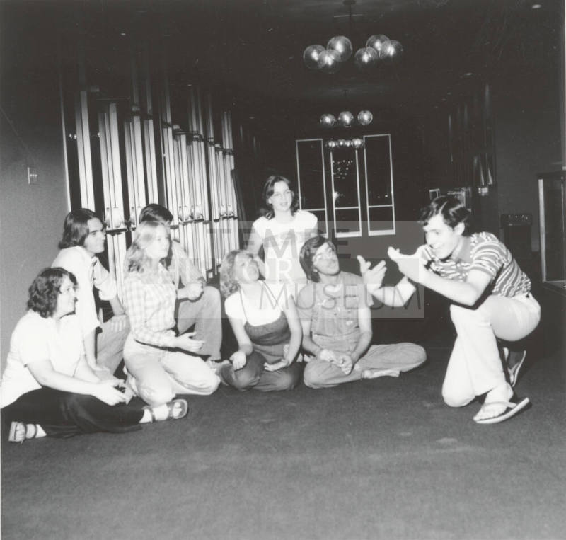 Look Familiar? - Tempe Daily News, September 2 1977