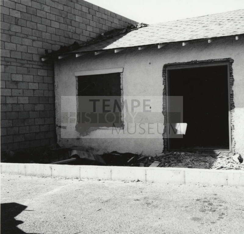 Mill Avenue Redevelopment. - Tempe Daily News, August 31 1977