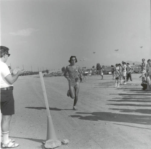 Off and Running - Tempe Daily News September 6, 1977