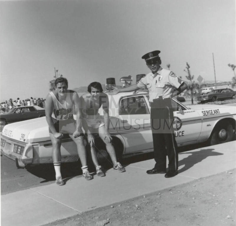 First Annual Labor Day 10,00 Meter Run - Tempe Daily News, September 1977 (photo 4 of 6)