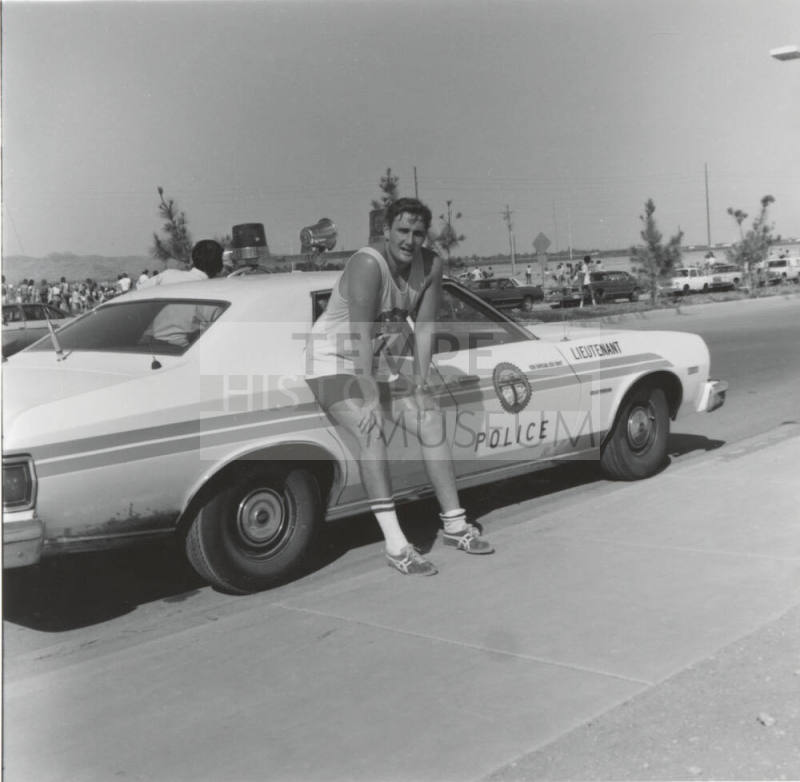 First Annual Labor Day 10,00 Meter Run - Tempe Daily News, September 1977 (photo 5 of 6)