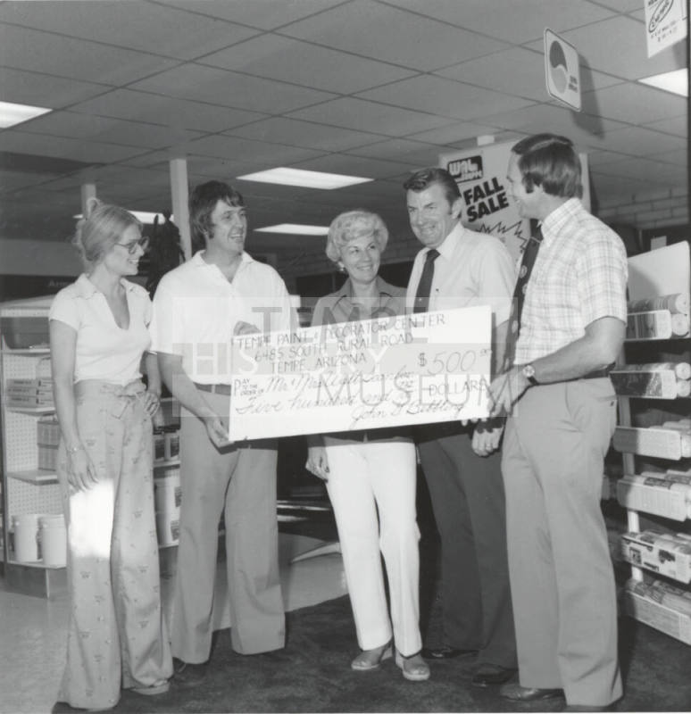 Big Check - Tempe Daily News - September 22, 1977