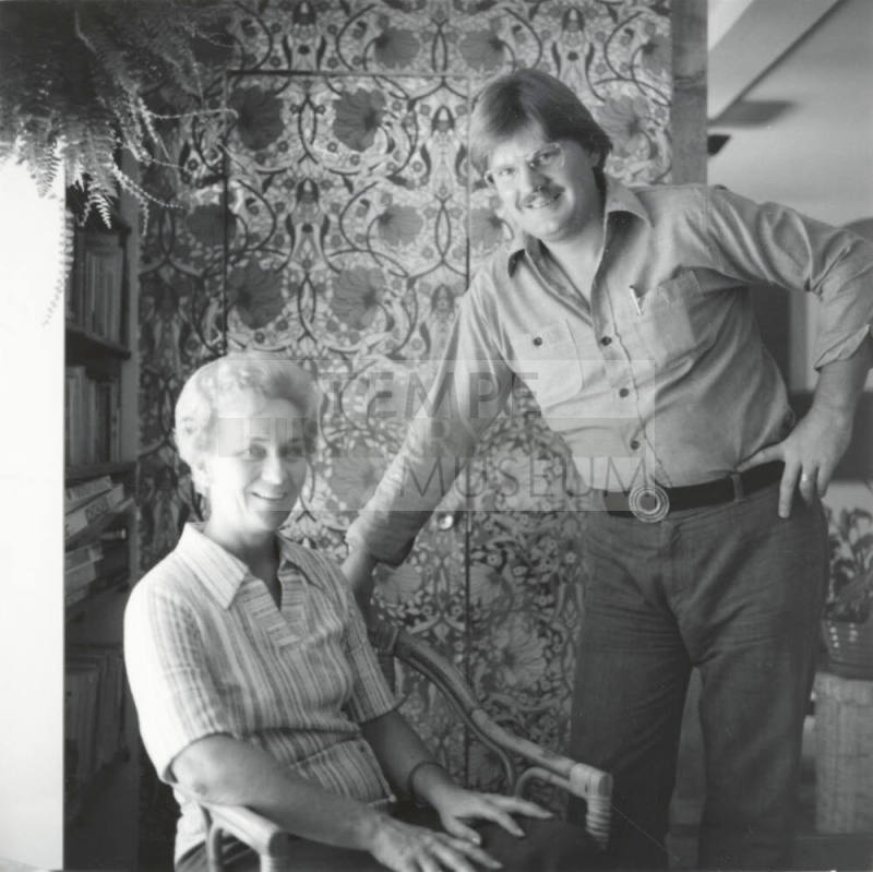 You'll Never Guess Who They Are! - Tempe Daily News, September 30 1977