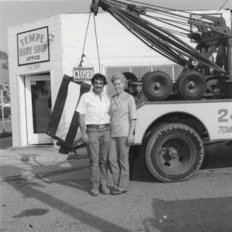 Closed Permanently. - Tempe Daily News, October 10 1977