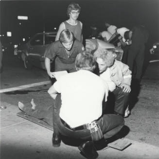 Trapped. - Tempe Daily News, October 6 1977