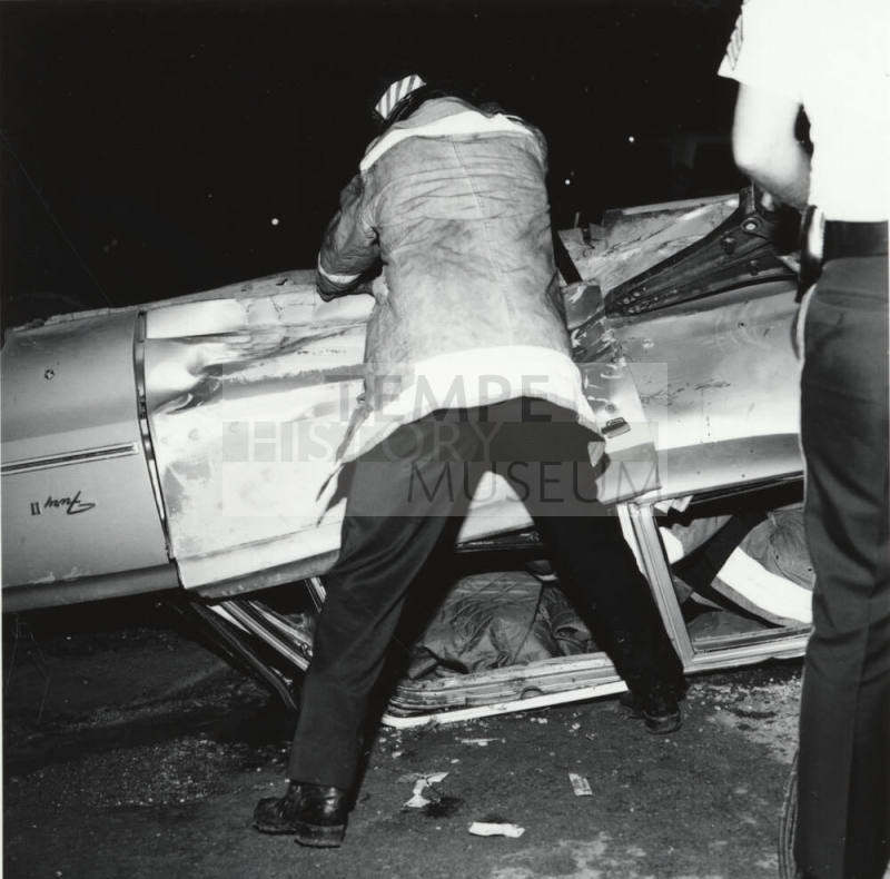 Bottom Side Up - Tempe Daily News - October 8, 1977 - (11 of 11)
