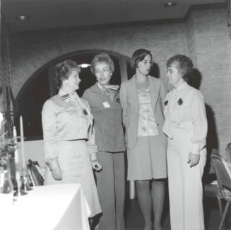 Unidentifed Group Of 4 Women