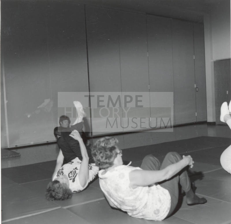 Class For Seniors - Tempe Daily News,                 October 15, 1977