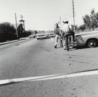Red Light Crash - Tempe Daily  News,                Ocober 15,1977