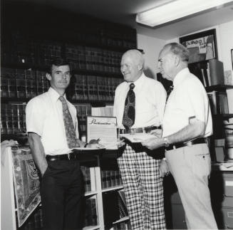 Planning UN Day - Tempe Daily News - October 20, 1977