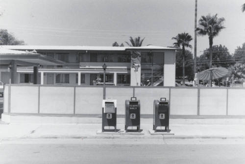 Travel Lodge - 902 South Mill Avenue, Tempe, Arizona