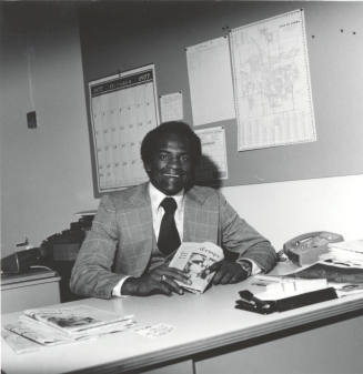 Sun Devil Kicks off On New Kind of Campaign. - Tempe Daily News, October 20 1977