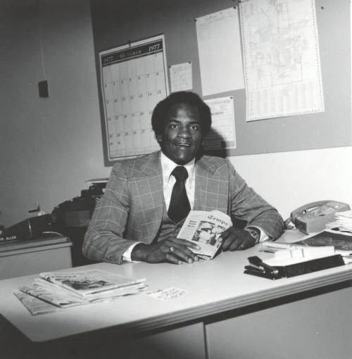 Sun Devil Kicks off On New Kind of Campaign. - Tempe Daily News, October 20 1977