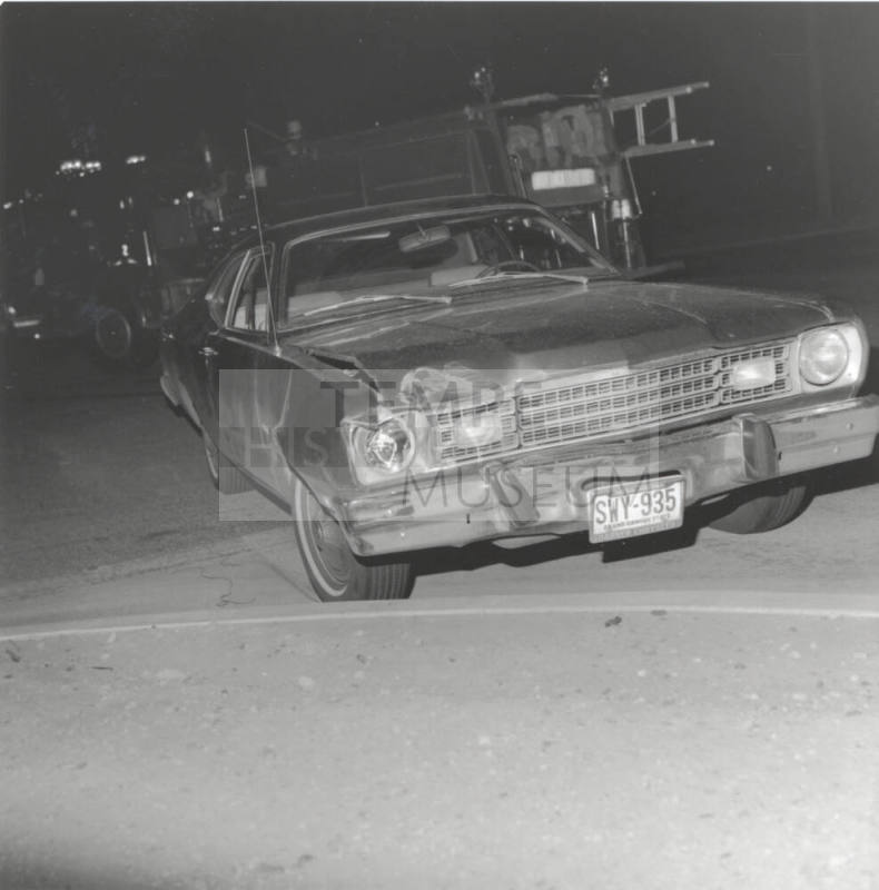 Unidentified Vehicle Accident - International Scout & Dodge/Plymouth Coupe - (4 of 4)