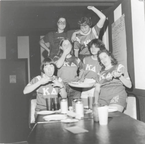 "Too Much Can Be Sickening" - Tempe Daily News - November 8, 1977 - (2 of 2)